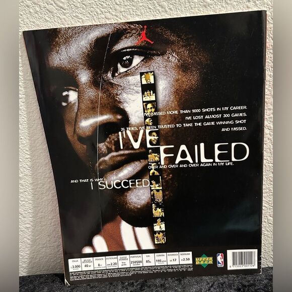 Michael Jordan Upper Deck Basketball Sticker Album Book no stickers - Picture 2 of 2